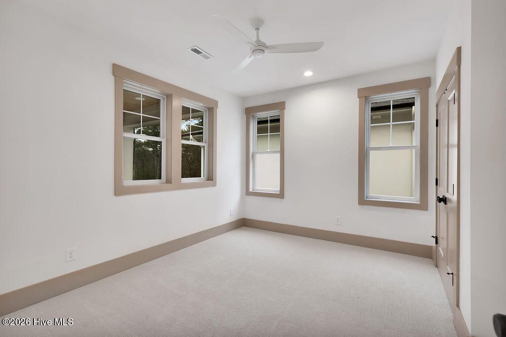 Image 36 of property listing at 7261 Winding Marsh Court, Wilmington, NC 28411