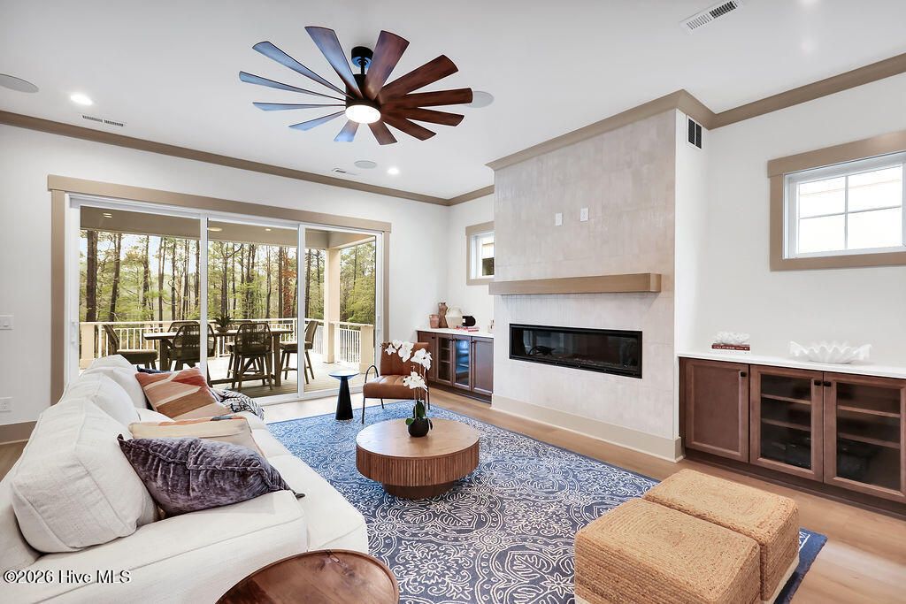 Image 9 of property listing at 7261 Winding Marsh Court, Wilmington, NC 28411