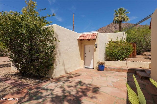 5702 E Camelback Road INDIAN, Phoenix, AZ 85018