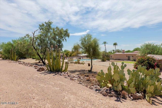 5702 E Camelback Road INDIAN, Phoenix, AZ 85018