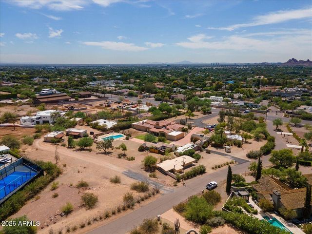5702 E Camelback Road INDIAN, Phoenix, AZ 85018