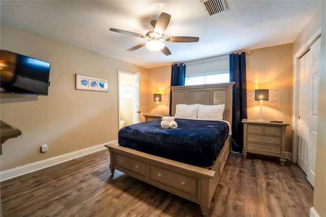 6007 N HIMES AVENUE, Tampa, FL 33614