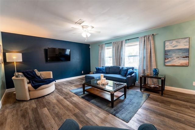 6007 N HIMES AVENUE, Tampa, FL 33614