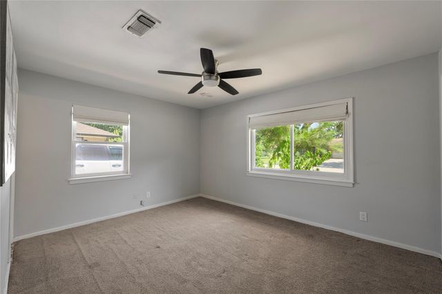 515 Azaleadell Drive, Houston, TX 77018