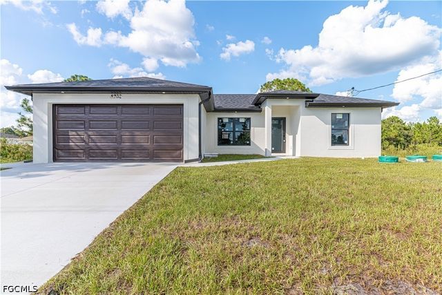 2710 42nd ST W, Lehigh Acres, FL 33971
