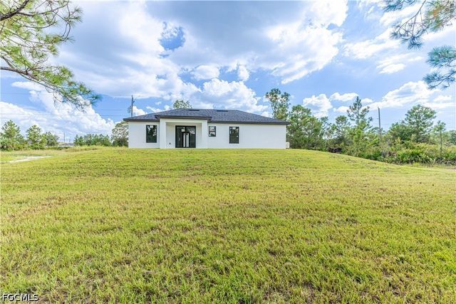 2710 42nd ST W, Lehigh Acres, FL 33971