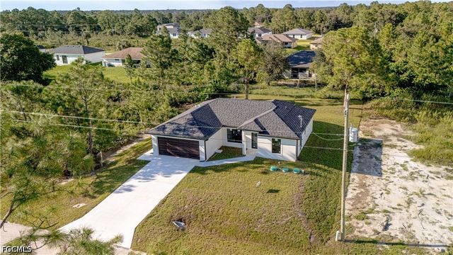 2710 42nd ST W, Lehigh Acres, FL 33971