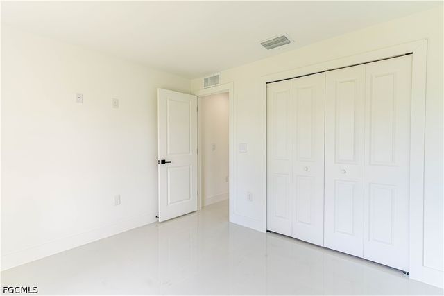 2710 42nd ST W, Lehigh Acres, FL 33971