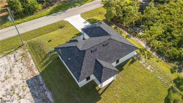 2710 42nd ST W, Lehigh Acres, FL 33971