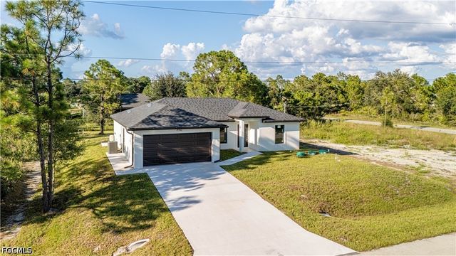 2710 42nd ST W, Lehigh Acres, FL 33971