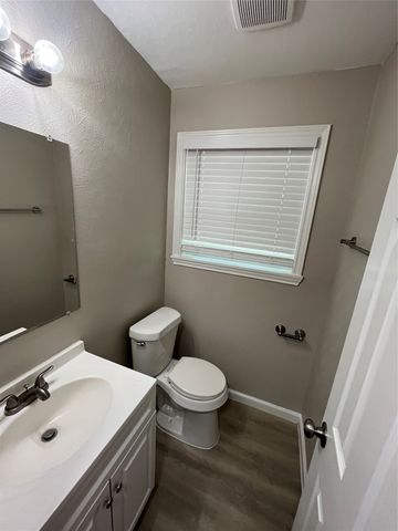 2911 Millmar Drive, Dallas, TX 75228