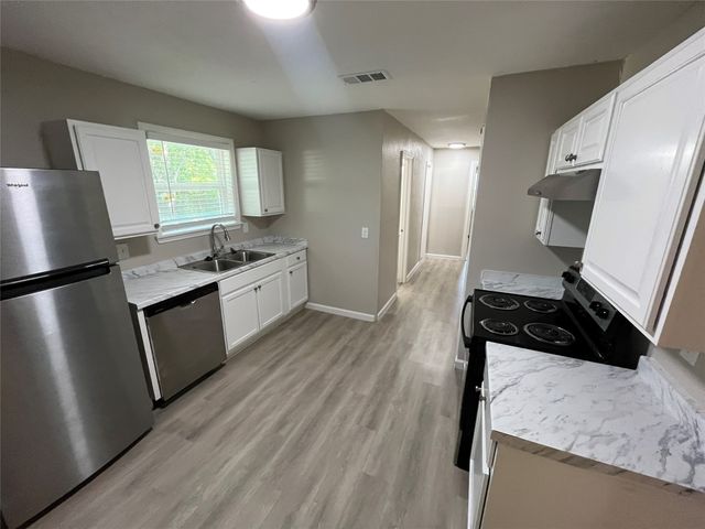2911 Millmar Drive, Dallas, TX 75228