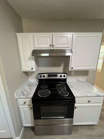2911 Millmar Drive, Dallas, TX 75228