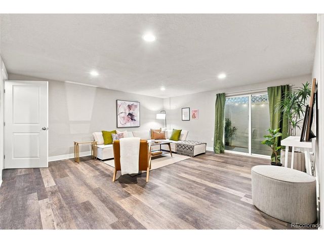 2085 Fenton St, Edgewater, CO 80214