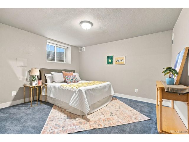 2085 Fenton St, Edgewater, CO 80214