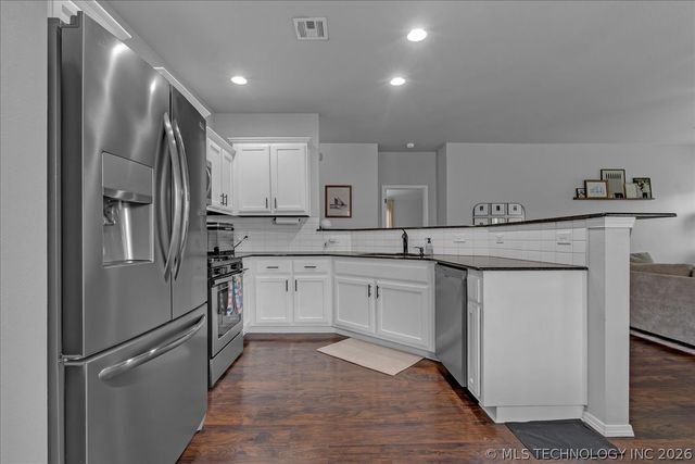 7312 S Gardenia Avenue, Broken Arrow, OK 74011