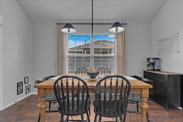 7312 S Gardenia Avenue, Broken Arrow, OK 74011