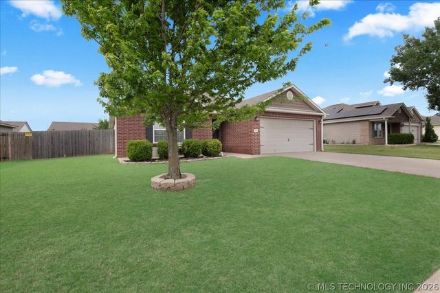 7312 S Gardenia Avenue, Broken Arrow, OK 74011