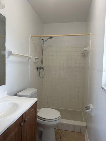 6568 S WEST SHORE CIRCLE, Tampa, FL 33616