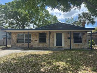 6568 S WEST SHORE CIRCLE, Tampa, FL 33616
