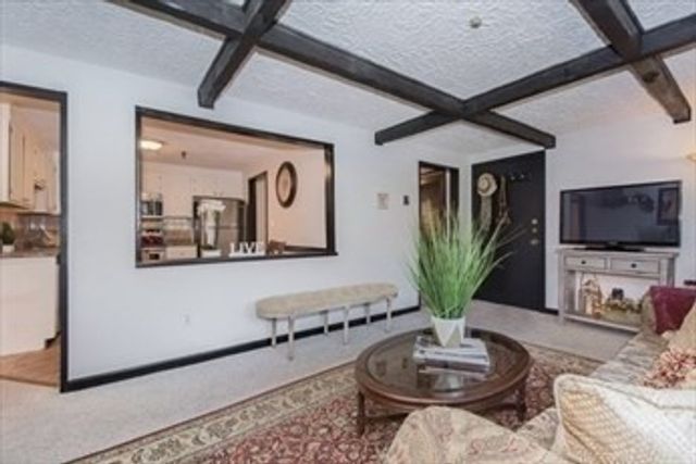 32 Spencer Rd 26M, Boxborough, MA 01719