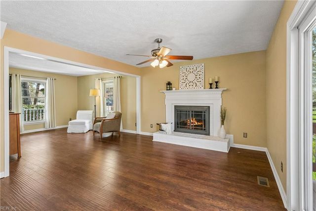 203 Mill XING, Yorktown, VA 23693