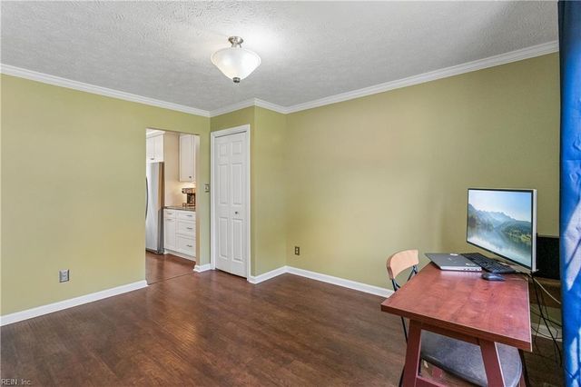 203 Mill XING, Yorktown, VA 23693