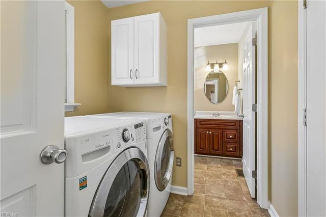 203 Mill XING, Yorktown, VA 23693