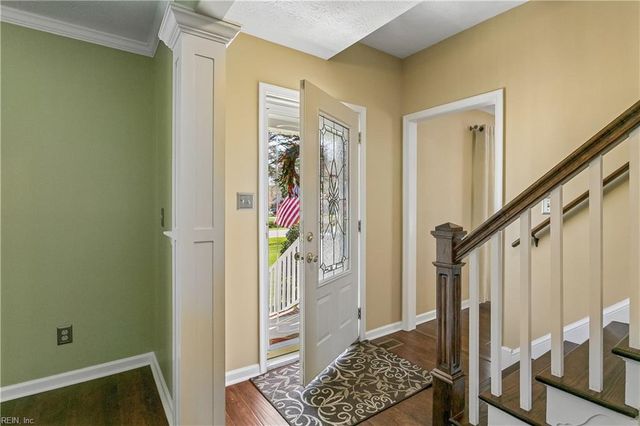 203 Mill XING, Yorktown, VA 23693