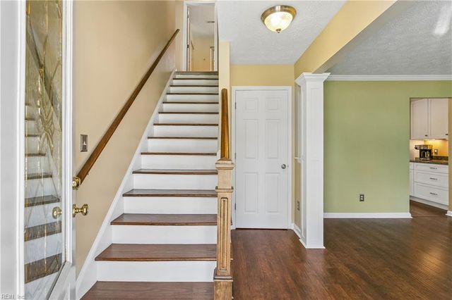 203 Mill XING, Yorktown, VA 23693