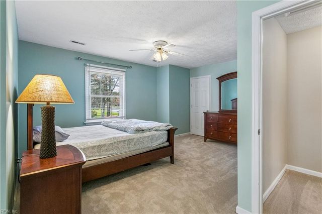 203 Mill XING, Yorktown, VA 23693