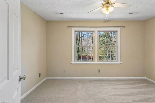 203 Mill XING, Yorktown, VA 23693