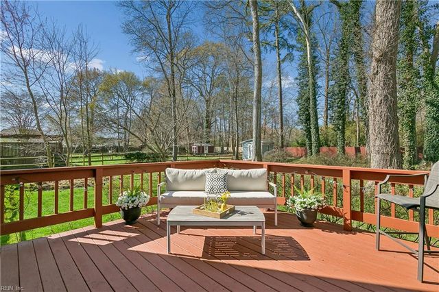 203 Mill XING, Yorktown, VA 23693