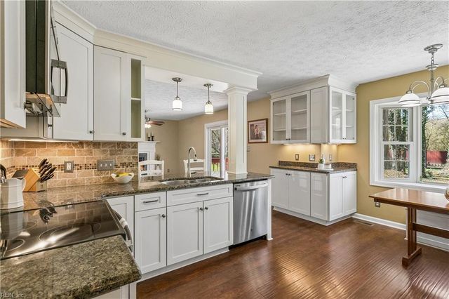 203 Mill XING, Yorktown, VA 23693