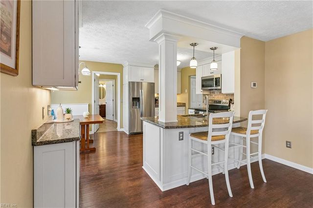 203 Mill XING, Yorktown, VA 23693