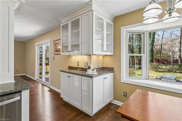 203 Mill XING, Yorktown, VA 23693