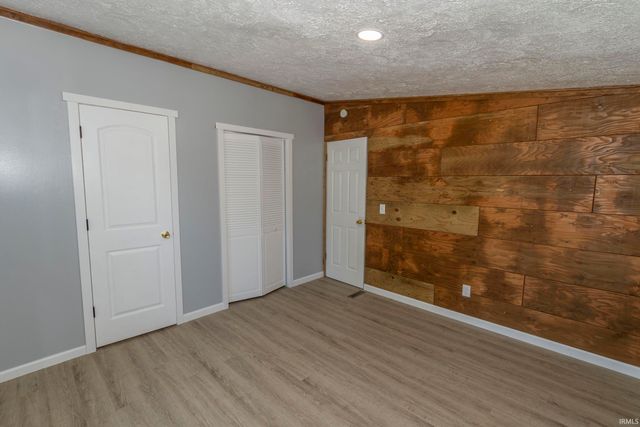30343 Wolf Avenue, Elkhart, IN 46516