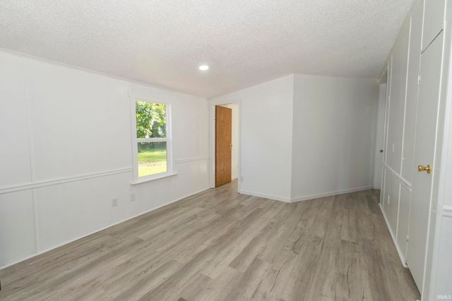 30343 Wolf Avenue, Elkhart, IN 46516