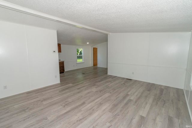 30343 Wolf Avenue, Elkhart, IN 46516