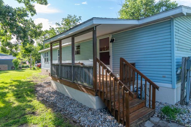 30343 Wolf Avenue, Elkhart, IN 46516