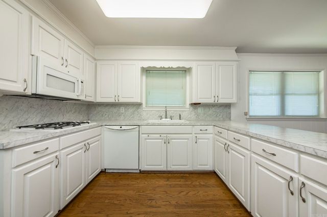 1001 Biscayne Drive, Little Rock, AR 72227