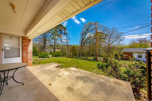 1001 Biscayne Drive, Little Rock, AR 72227