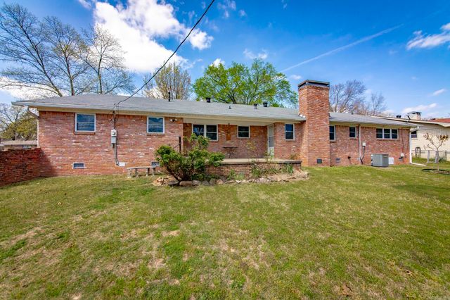 1001 Biscayne Drive, Little Rock, AR 72227