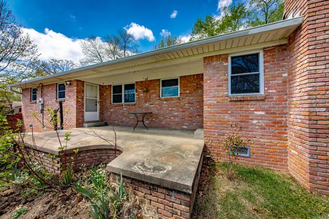 1001 Biscayne Drive, Little Rock, AR 72227