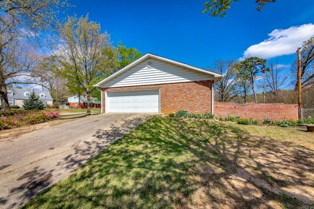 1001 Biscayne Drive, Little Rock, AR 72227