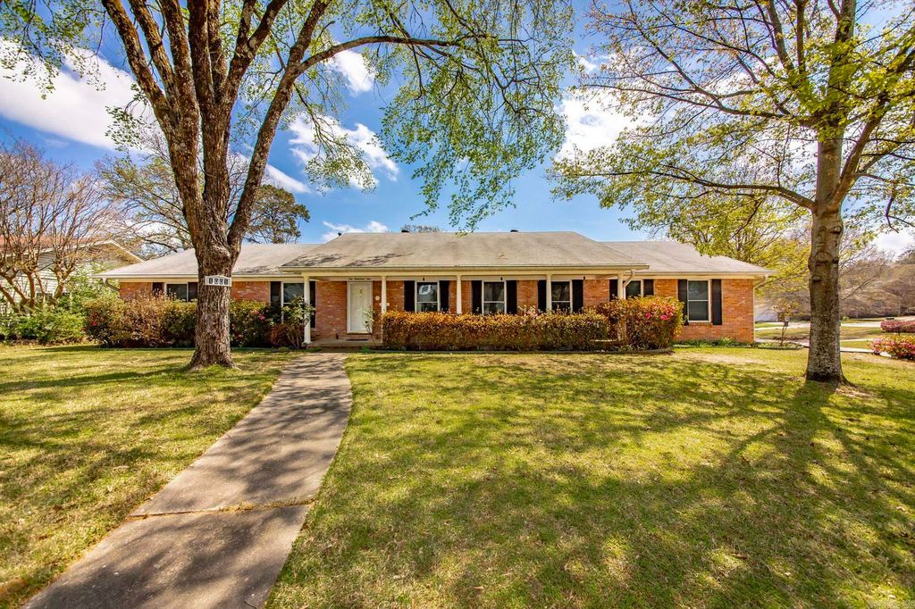 1001 Biscayne Drive, Little Rock, AR 72227