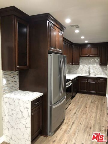 15431 HUSTON Street, Sherman Oaks, CA 91403