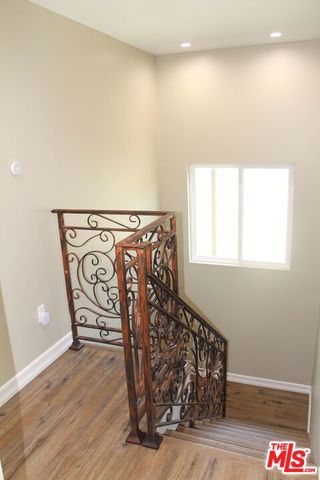 15431 HUSTON Street, Sherman Oaks, CA 91403