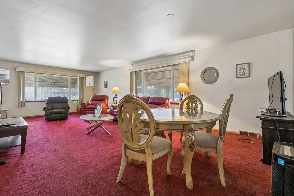 818 S 2nd Avenue, Maywood, IL 60153 — photo 3