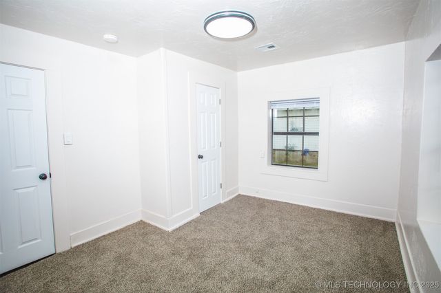 20 8th NW, Ardmore, OK 73401